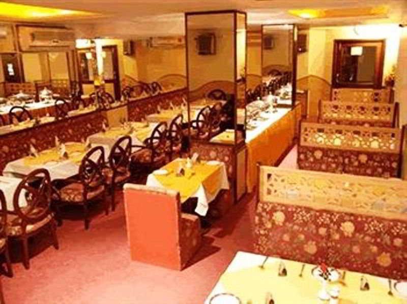 ניו דלהי Hotel Grand Sartaj מראה חיצוני תמונה